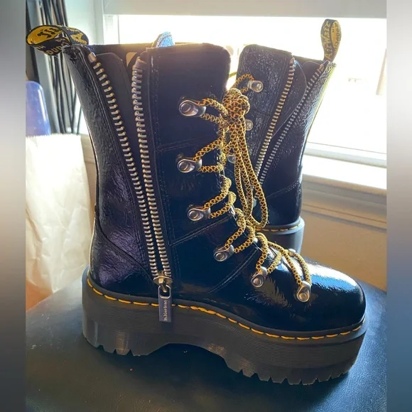 Brand new Dr Martens air wair Dr. Martens AirWair LEATHER CHELSEA BOOTS Size USL 6 Black  main image 4